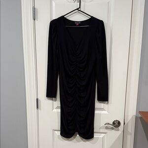 Vince Camuto Elegant Black Long-Sleeve Dress